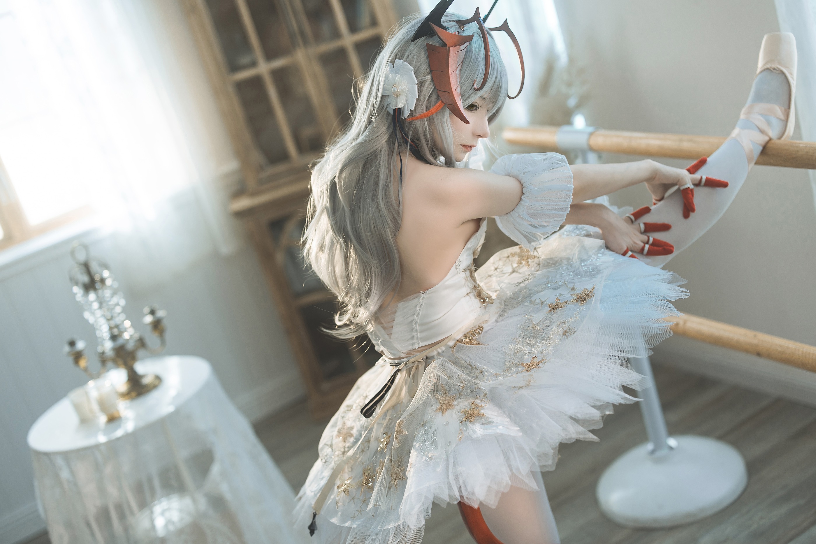 图片[1]-是三不是世w – NO.049 明日方舟 芭蕾W洛天依[27P]-XikXak